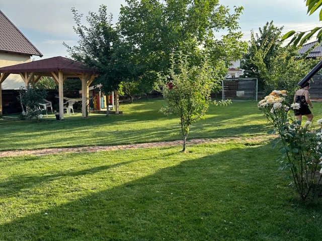 Apartament 5 camere - Lunca Cetatuii