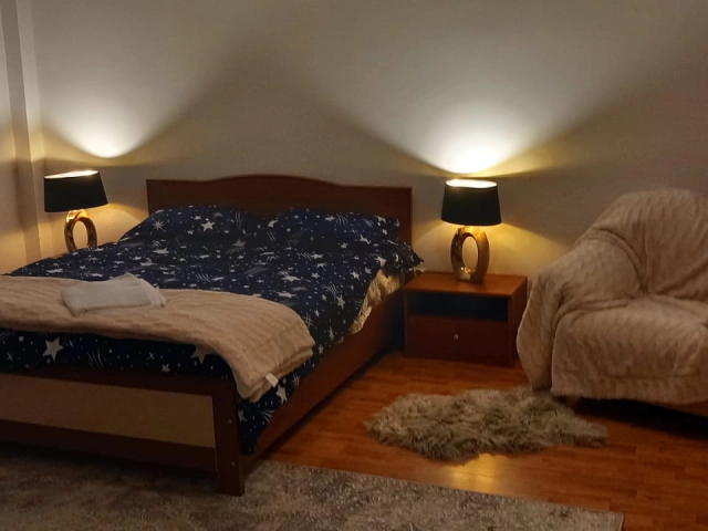 Apartament 9 camere - Tatarasi