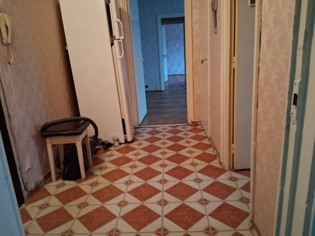 Apartament 3 camere - Podu Ros