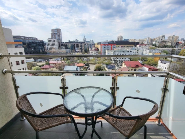 Apartament 2 camere - Centru