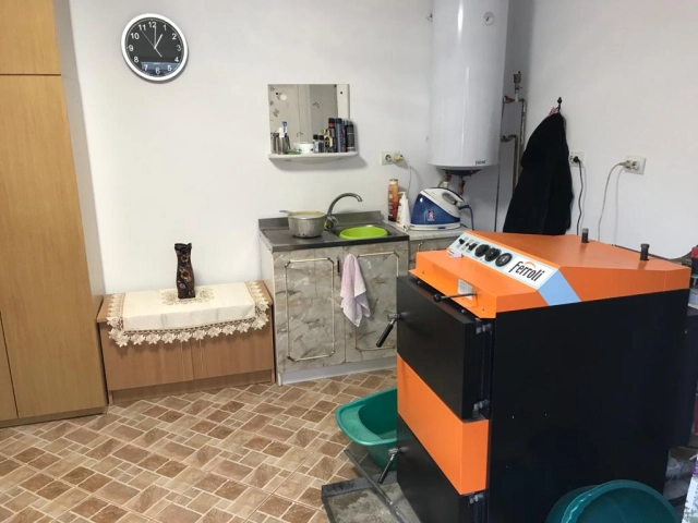 Apartament 5 camere - Miroslava