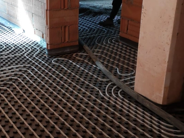 Apartament 4 camere - Alexandru cel Bun