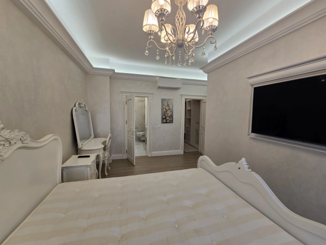 Apartament 3 camere - Centru