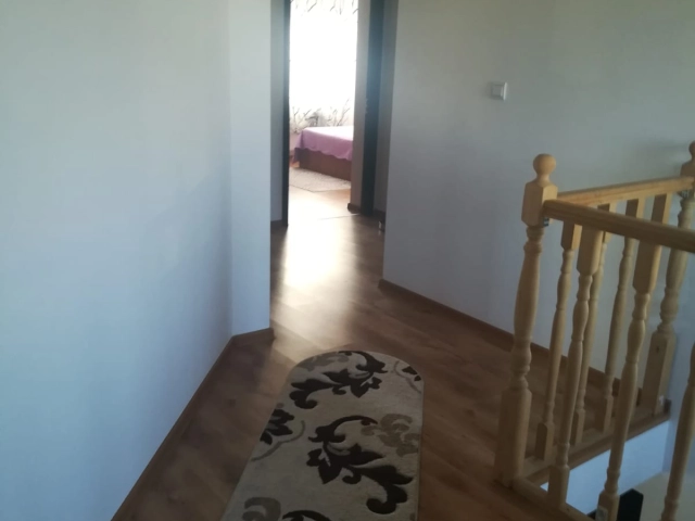 Apartament 4 camere - Valea Lupului