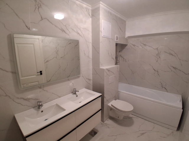 Apartament 3 camere - Pacurari
