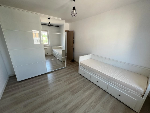 Apartament 3 camere - Tudor Vladimirescu