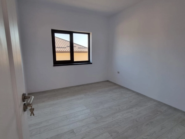 Apartament 3 camere - Valea Lupului