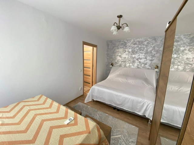 Apartament 2 camere - Podu Ros