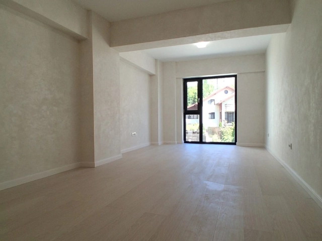 Apartament 3 camere - Pacurari