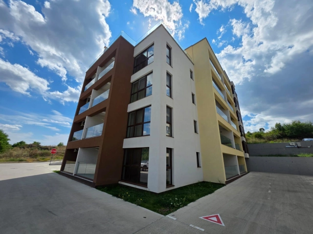 Apartament 2 camere - Podul de Fier