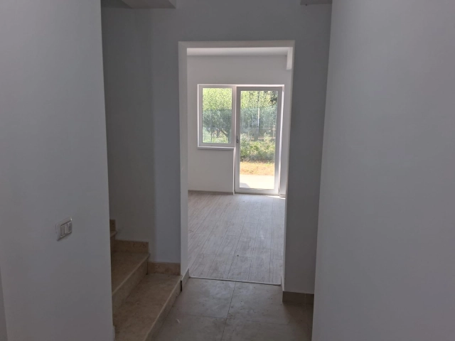 Apartament 4 camere - Visani