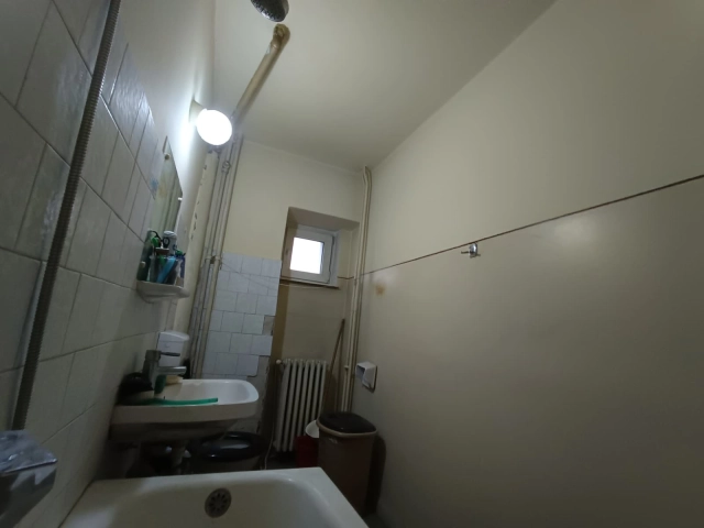 Apartament 3 camere - Centru