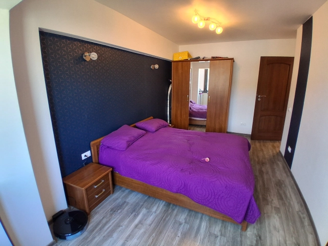 Apartament 3 camere - Pacurari
