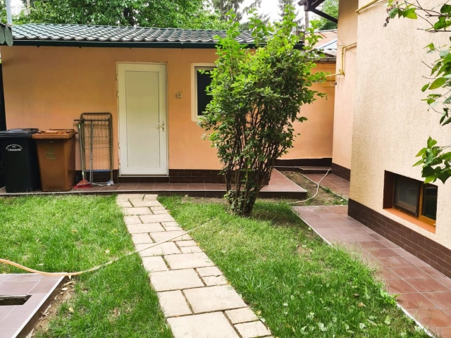 Apartament 5 camere - Tatarasi