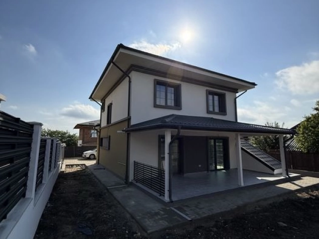 Apartament 4 camere - Miroslava