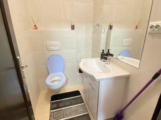 Apartament 3 camere - Centru