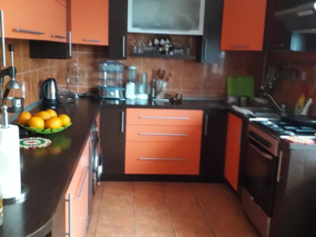 Apartament 4 camere - Bucium