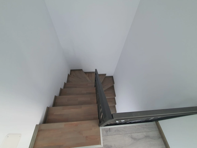 Apartament 4 camere - Visani