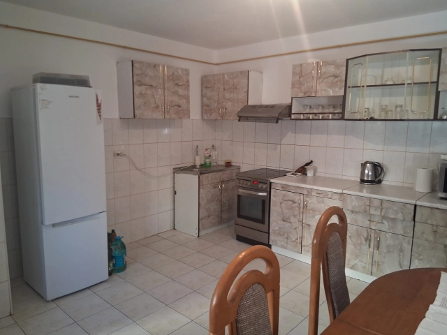 Apartament 4 camere - Popas Pacurari