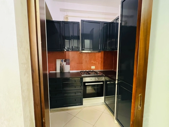 Apartament 3 camere - Centru