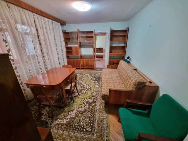 Apartament 3 camere - Tatarasi