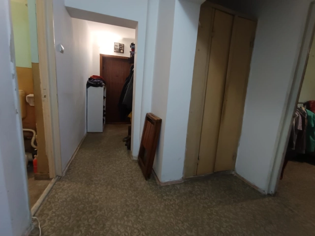 Apartament 3 camere - Centru