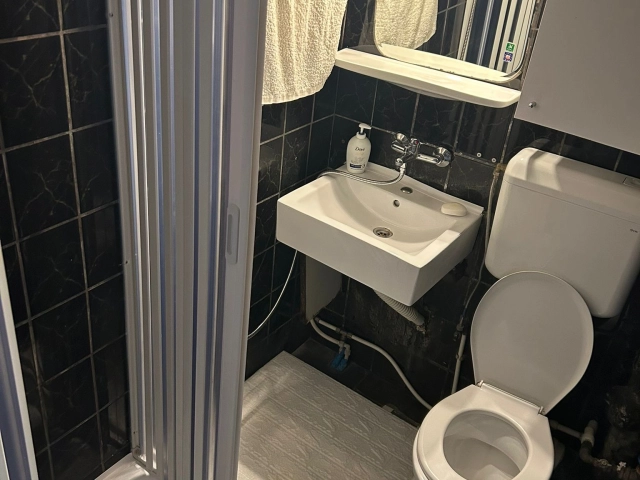 Apartament 3 camere - Podu Ros