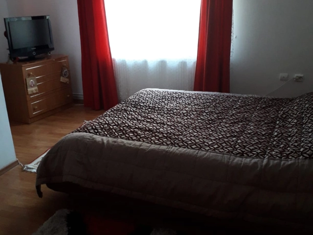 Apartament 4 camere - Bucium