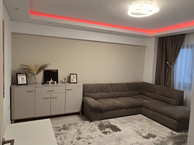 Apartament 3 camere - Popas Pacurari