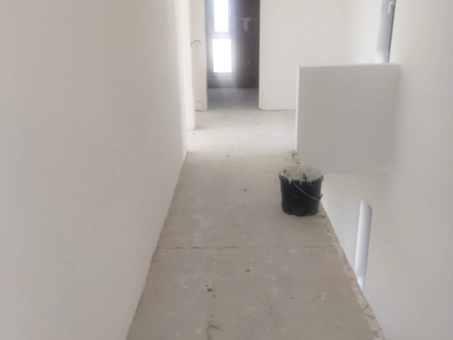 Apartament 4 camere - Miroslava