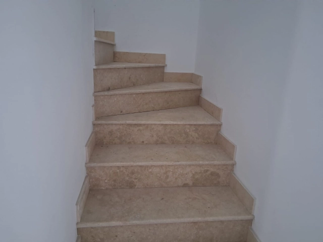 Apartament 4 camere - Visani