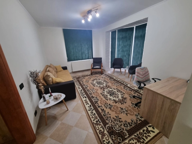 Apartament 3 camere - Nicolina