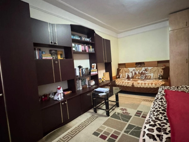 Apartament 3 camere - Metalurgie