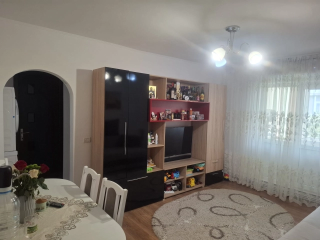 Apartament 3 camere - Metalurgie