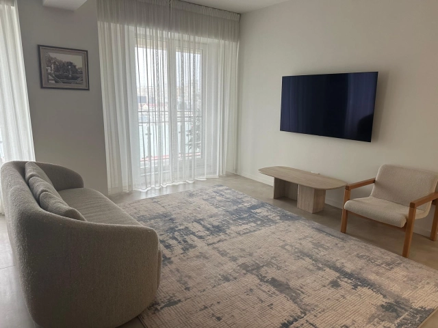 Apartament 3 camere - Centru
