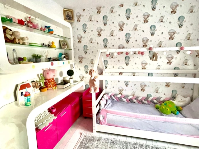 Apartament 4 camere - Valea Lupului