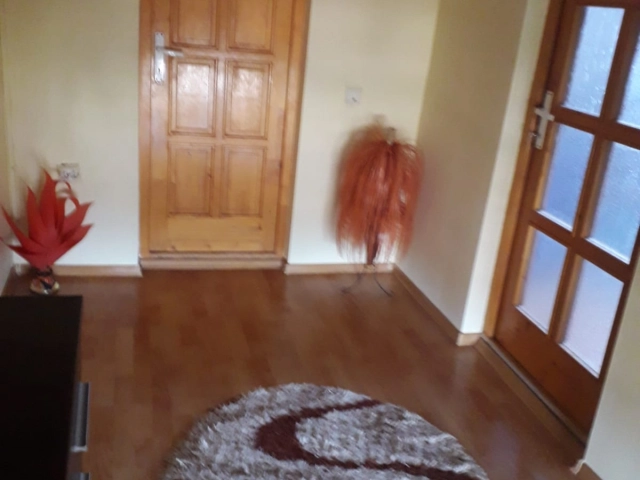 Apartament 4 camere - Bucium