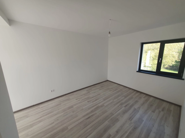 Apartament 4 camere - Valea Lupului