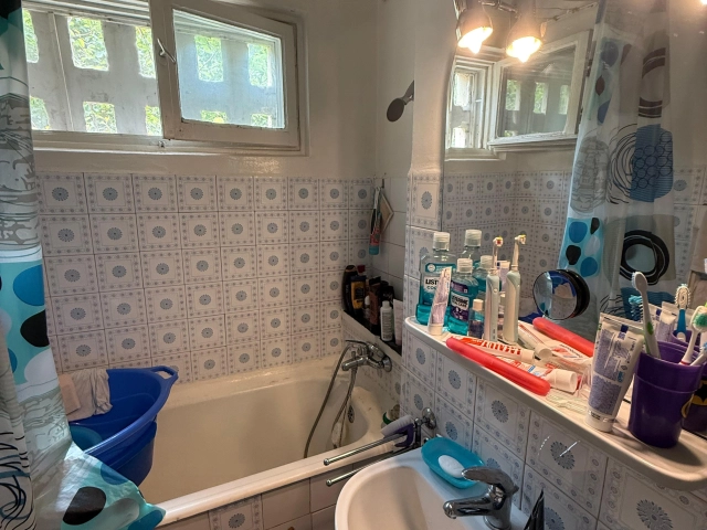 Apartament 3 camere - Podu Ros