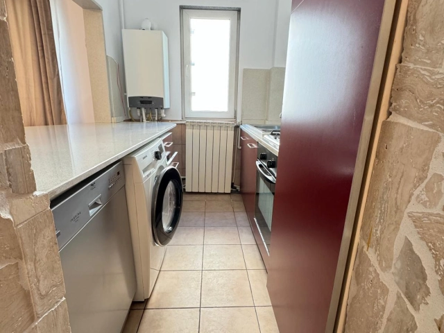 Apartament 4 camere - Mircea cel Batran