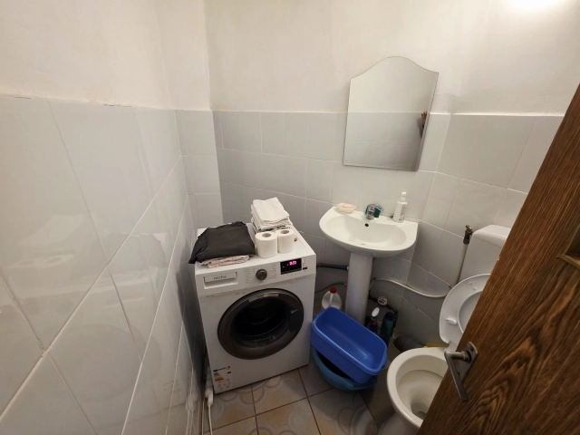 Apartament 4 camere - Dacia