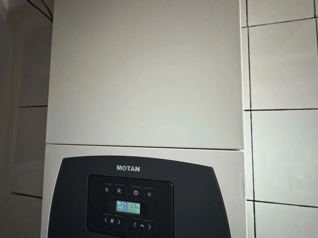 Apartament 2 camere - Alexandru cel Bun
