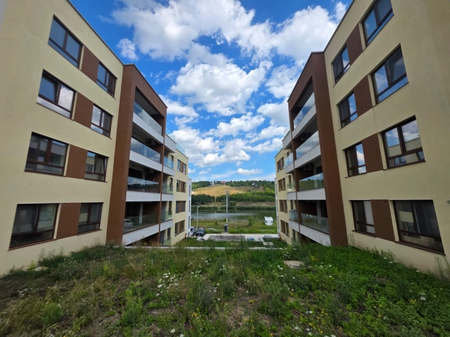 Apartament 2 camere - Podul de Fier