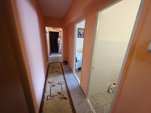 Apartament 4 camere - Dacia
