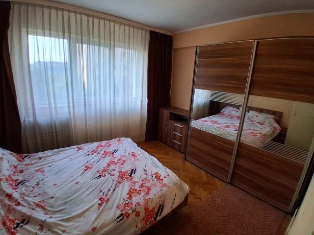 Apartament 3 camere - Centru Civic
