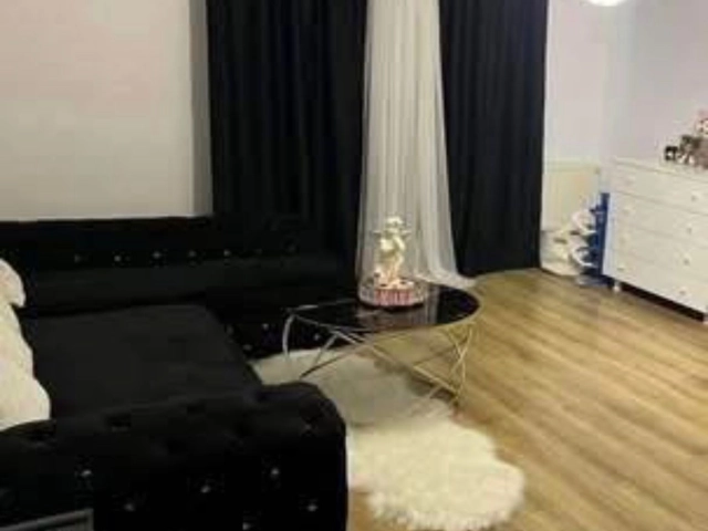 Apartament 5 camere - Miroslava
