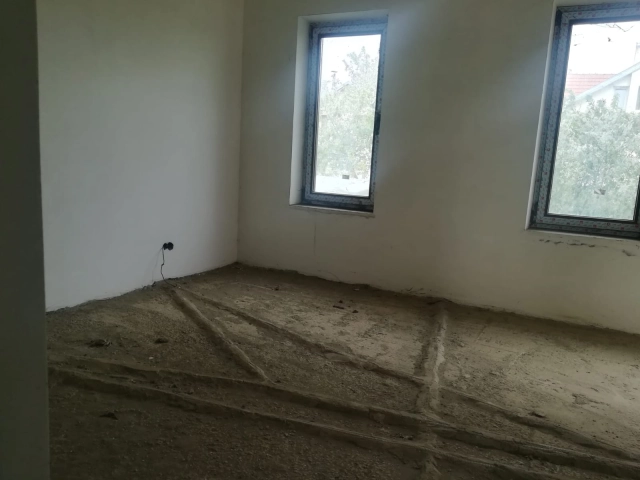 Apartament 9 camere - Valea Lupului