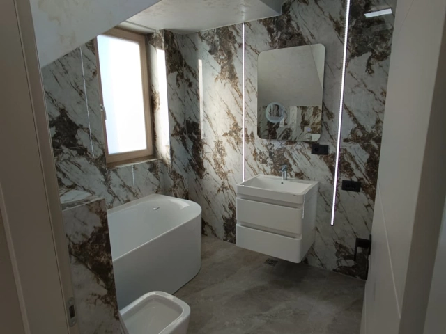 Apartament 4 camere - Valea Lupului