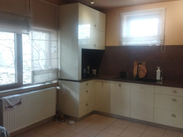 Apartament 5 camere - Tatarasi