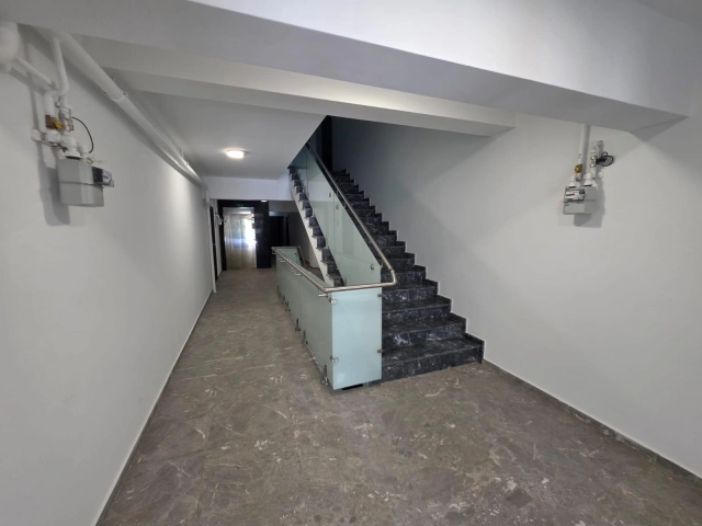Apartament 2 camere - Podul de Fier